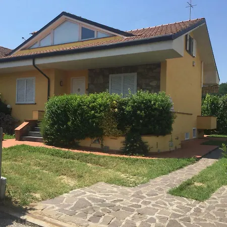 Il Rifugio Di Leonardo Massarosa